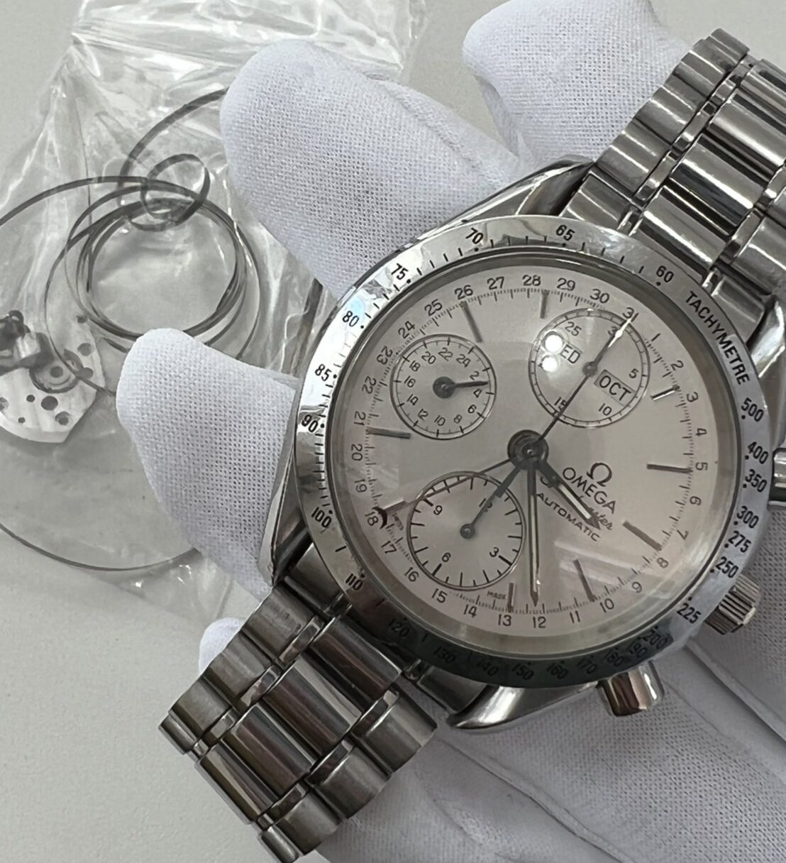 【オメガ　OMEGA Speedmaster】修理事例